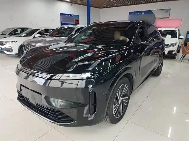 Lynk & Co 08 EM-P 2023 Model, 120km Long Range Halo