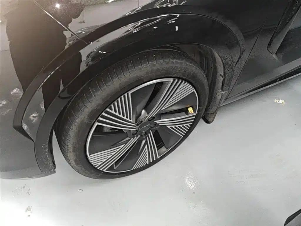 Lynk & Co 08 EM-P 2023 Model, 120km Long Range Halo — миниатюра 23