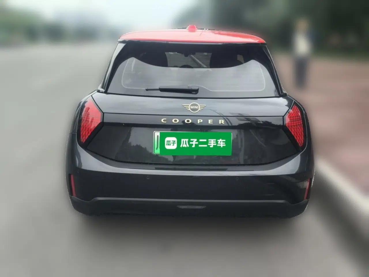 MINI Electric COOPER 2025 456km COOPER E Classic Style — миниатюра 5