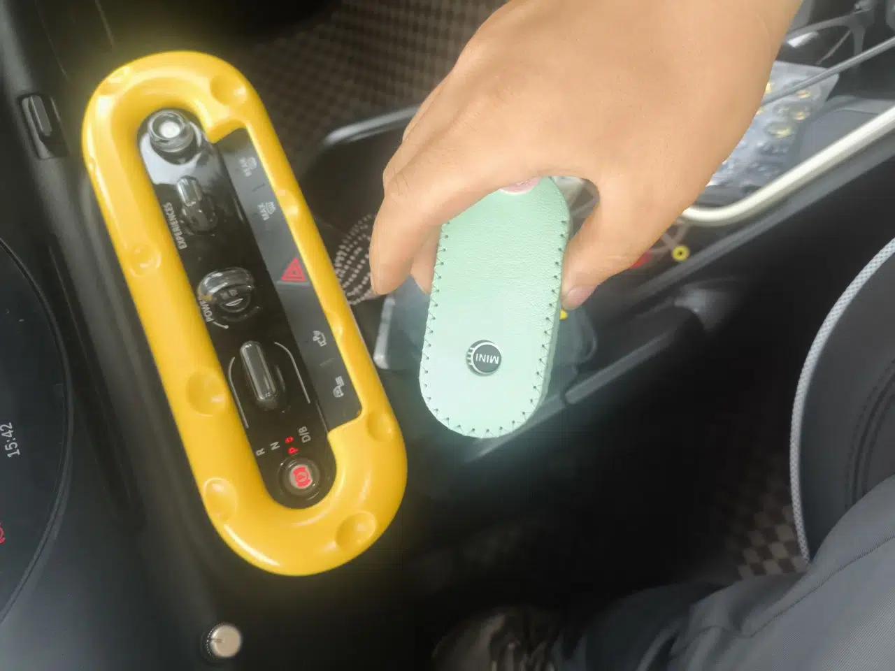 MINI Electric COOPER 2025 456km COOPER E Classic Style — миниатюра 9