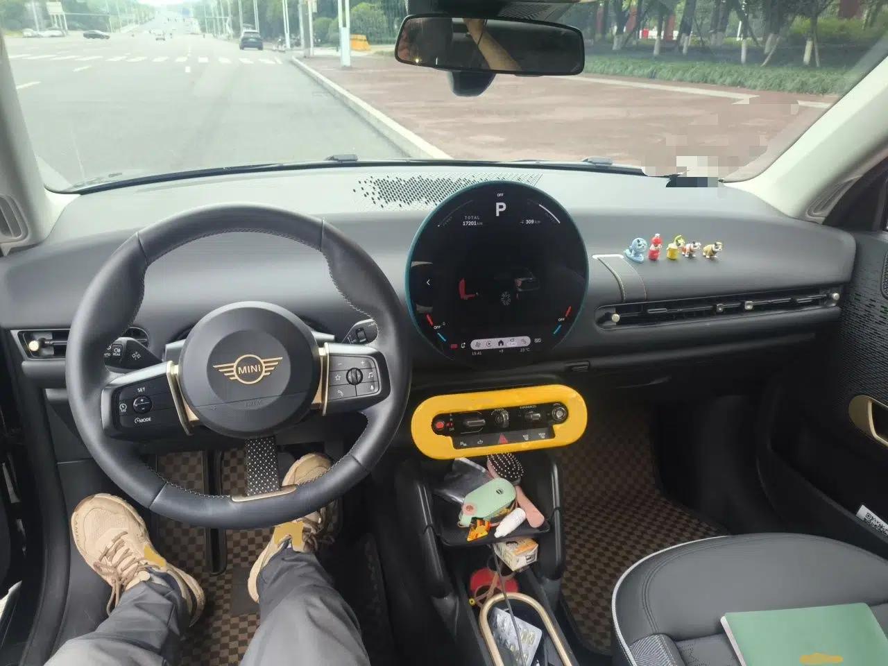 MINI Electric COOPER 2025 456km COOPER E Classic Style — миниатюра 10