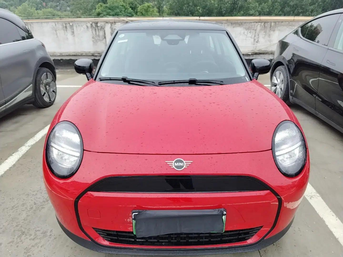 MINI Electric COOPER 2024 456km COOPER E Classic Edition — миниатюра 2