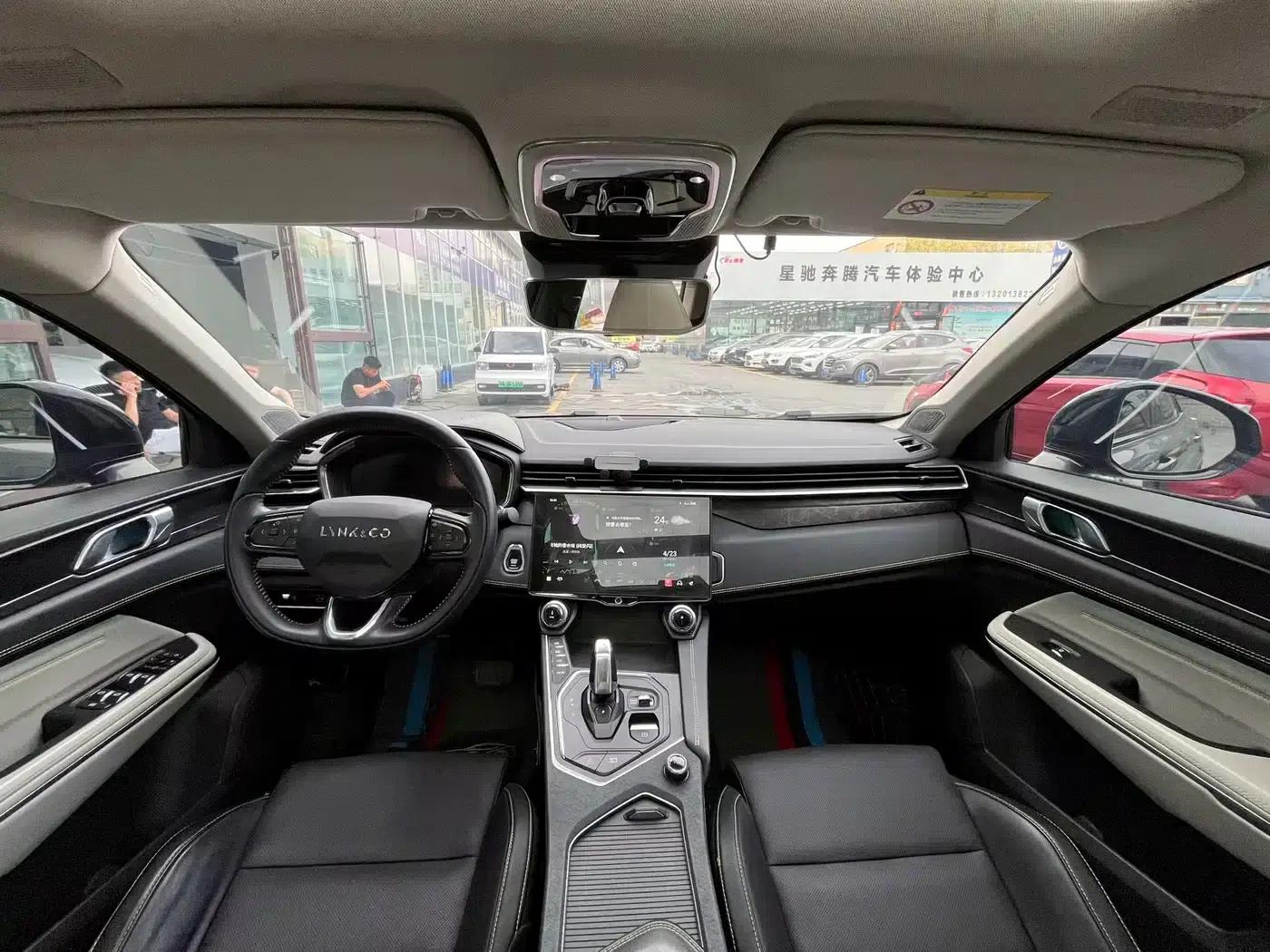 Lynk & Co 05 2022 2.0TD Two-Wheel Drive Halo — миниатюра 5