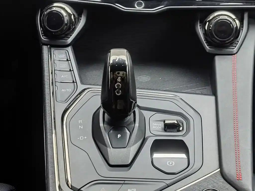 Lynk & Co 05 2020 2.0TD AWD Halo — миниатюра 13
