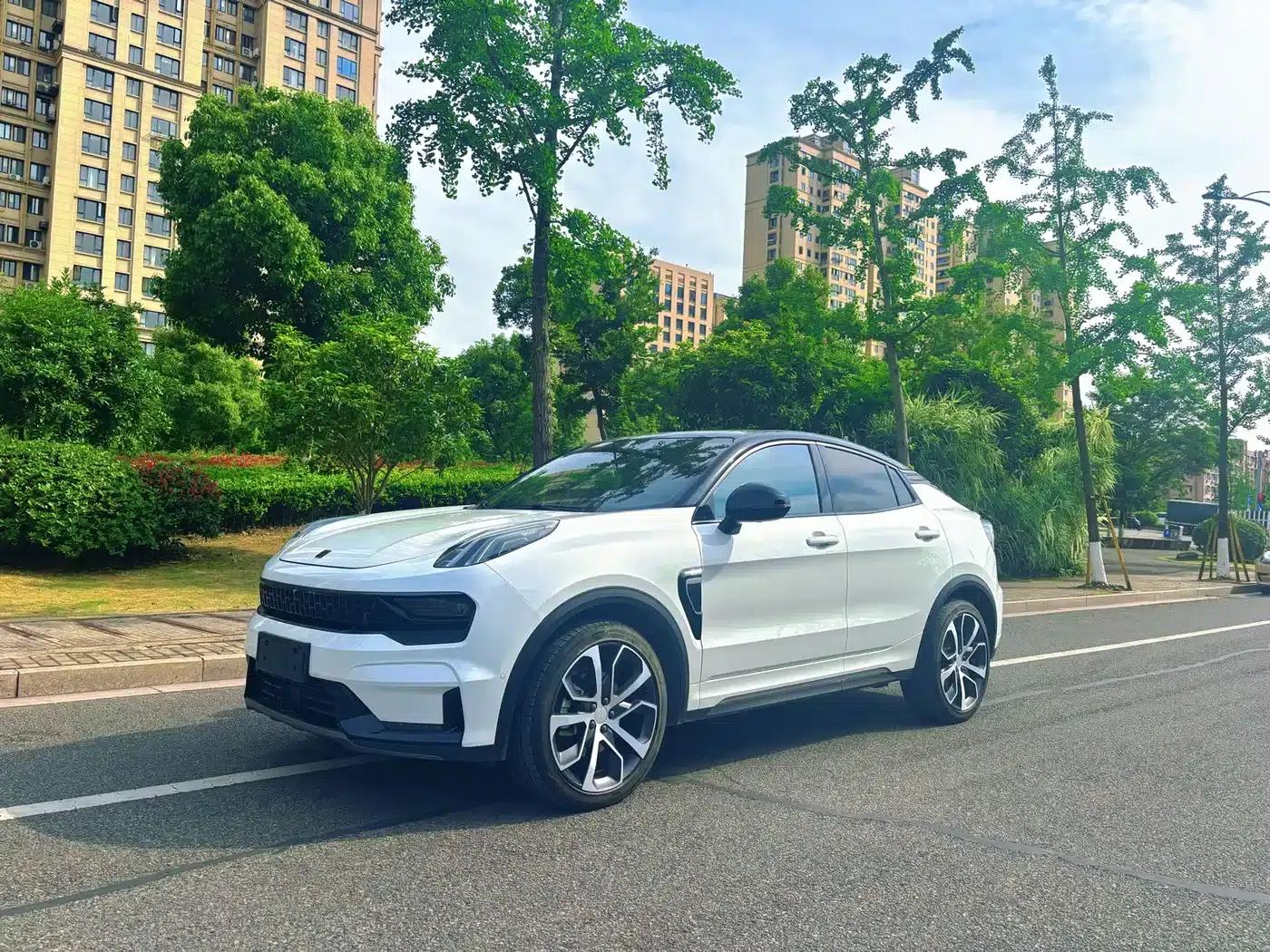 Lynk & Co 05 2020 2.0TD AWD Halo — миниатюра 1