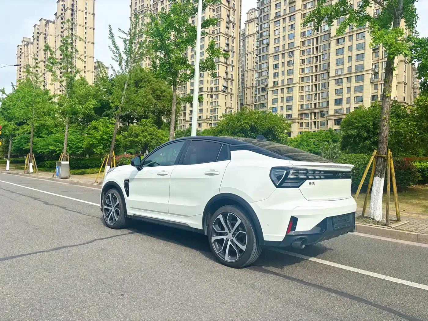 Lynk & Co 05 2020 2.0TD AWD Halo — миниатюра 6