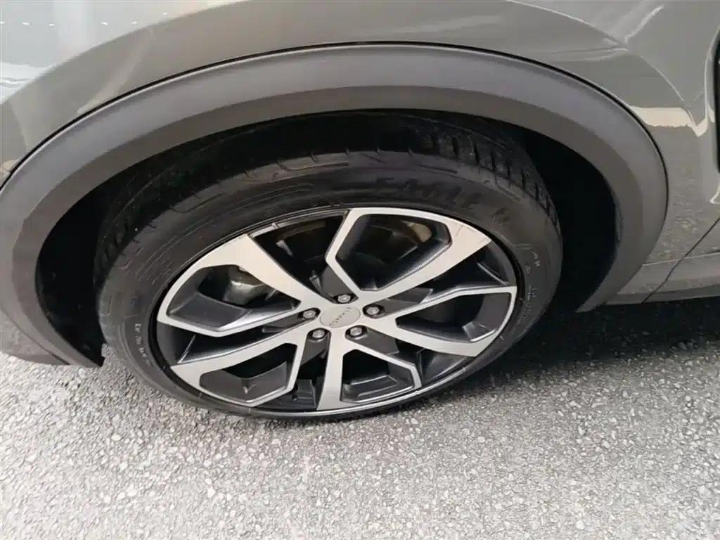 Lynk & Co 05 2020 2.0TD AWD Halo — миниатюра 23