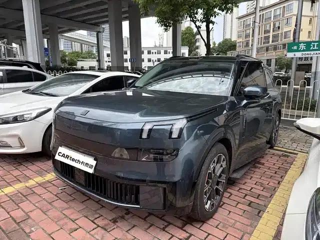 Lynk & Co 900 2025 2.0T Ultra 6-seater