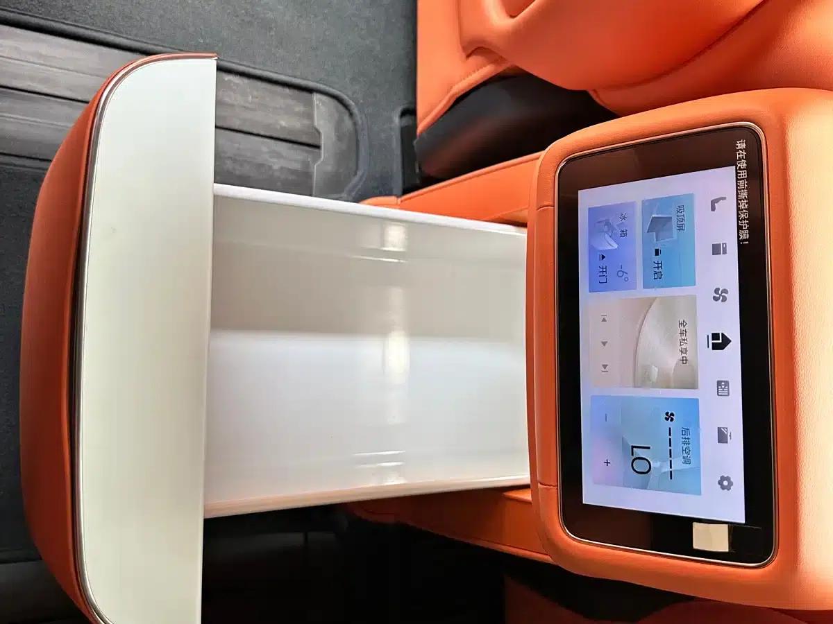 Lynk & Co 900 2025 1.5T Ultra 6-seater — миниатюра 18