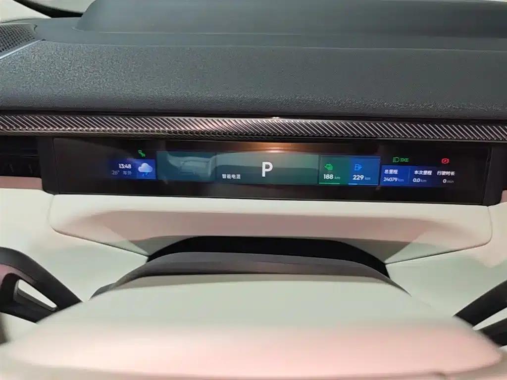 Lynk & Co 900 2025 2.0T Ultra 6-seater — миниатюра 12