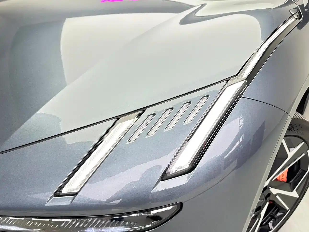 Lynk & Co Z10 2024 Model 95kWh 702km AWD Intelligent Driving Ultra — миниатюра 11
