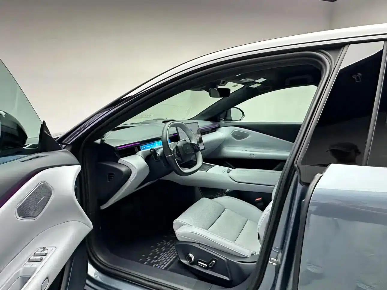 Lynk & Co Z10 2024 Model 95kWh 702km AWD Intelligent Driving Ultra — миниатюра 27