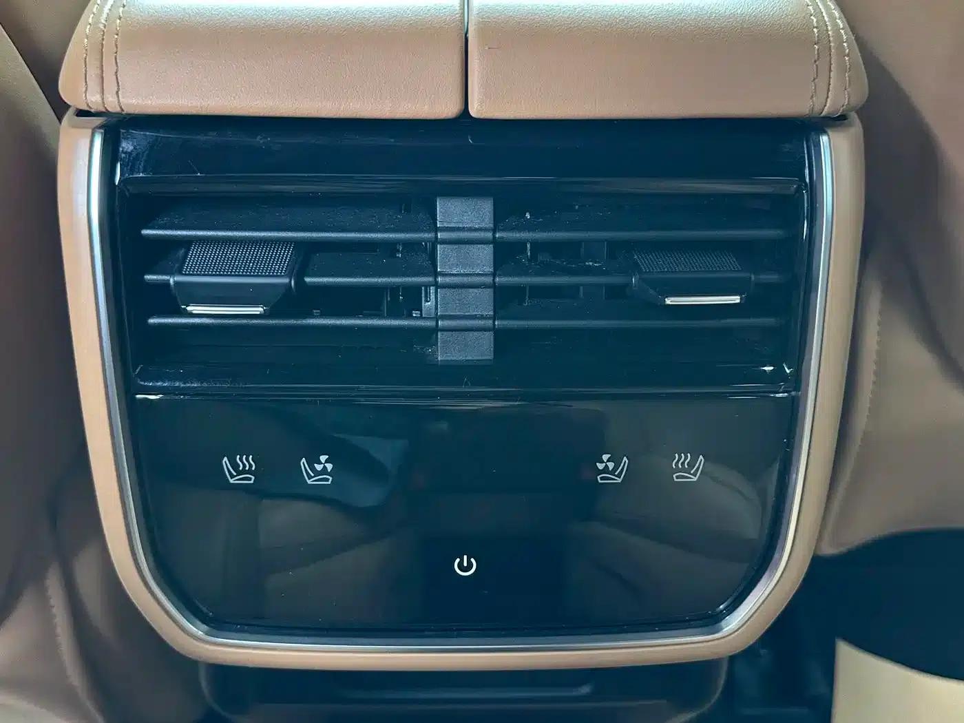 Lynk & Co 09 EM-P 2024 2.0TD EM-P AWD HALO 6-seater — миниатюра 7