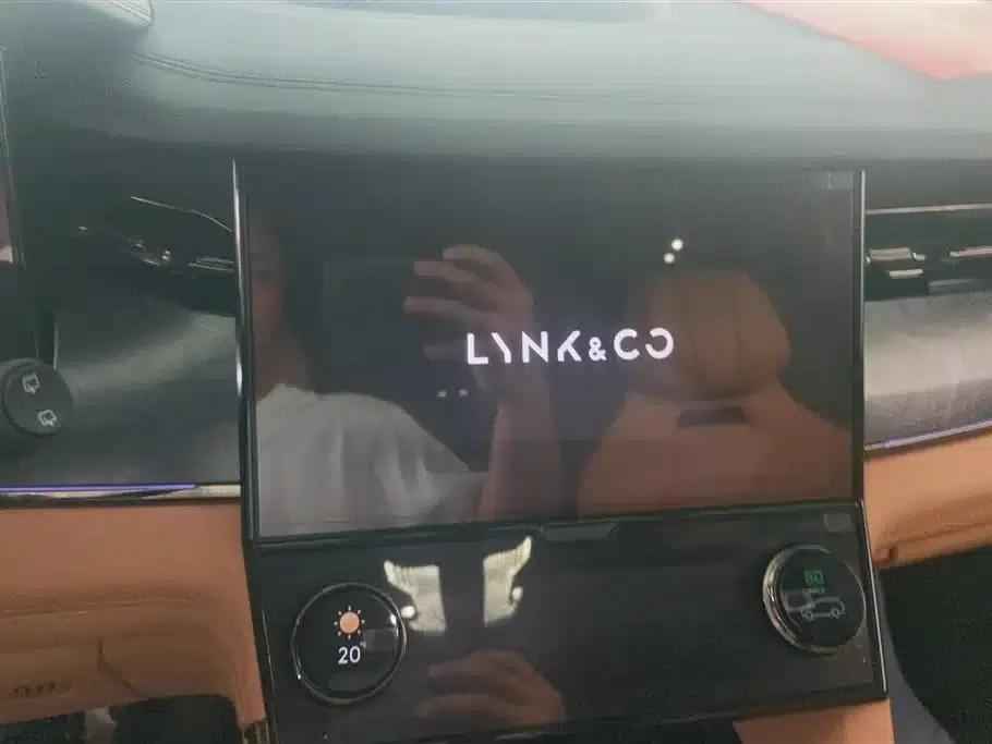 Lynk & Co 09 EM-P 2021 2.0T PHEV Halo 7-seater — миниатюра 13