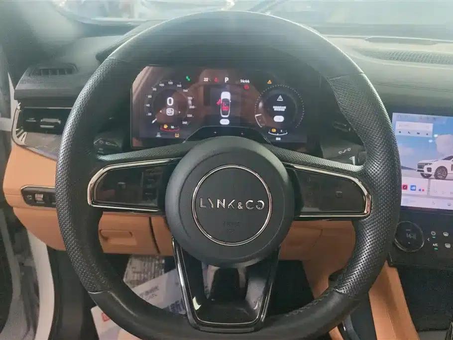 Lynk & Co 09 EM-P 2021 2.0T PHEV Halo 7-seater — миниатюра 15