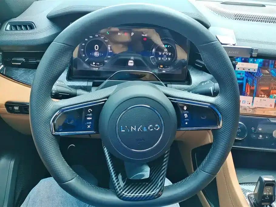 Lynk & Co 09 EM-P 2021 2.0T PHEV Halo 6-seater — миниатюра 15