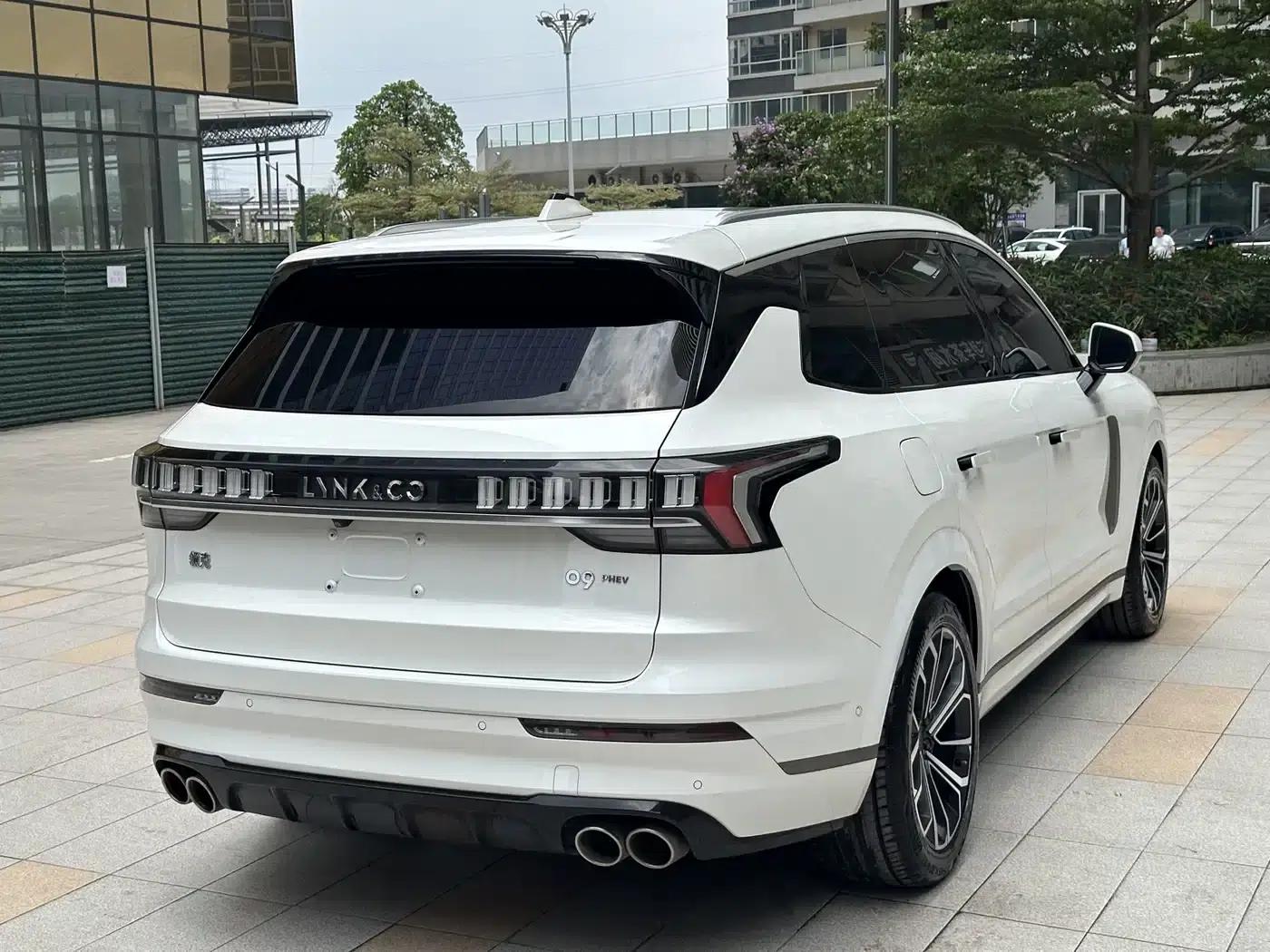 Lynk & Co 09 EM-P 2021 2.0T PHEV Ultra Six-Seater — миниатюра 20