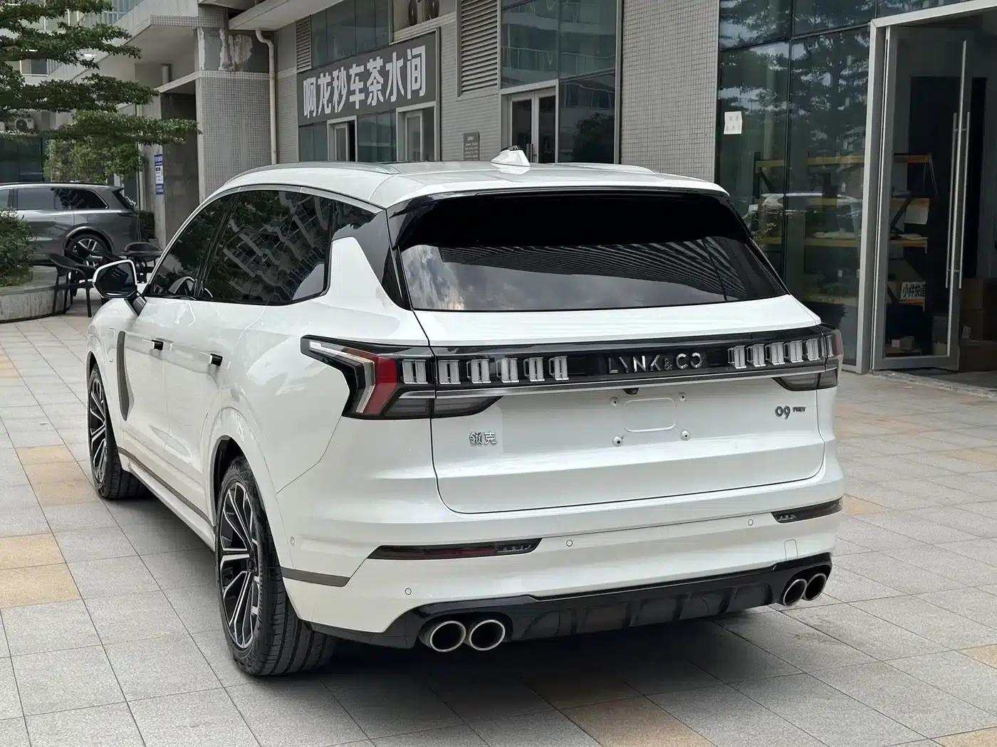 Lynk & Co 09 EM-P 2021 2.0T PHEV Ultra Six-Seater — миниатюра 22