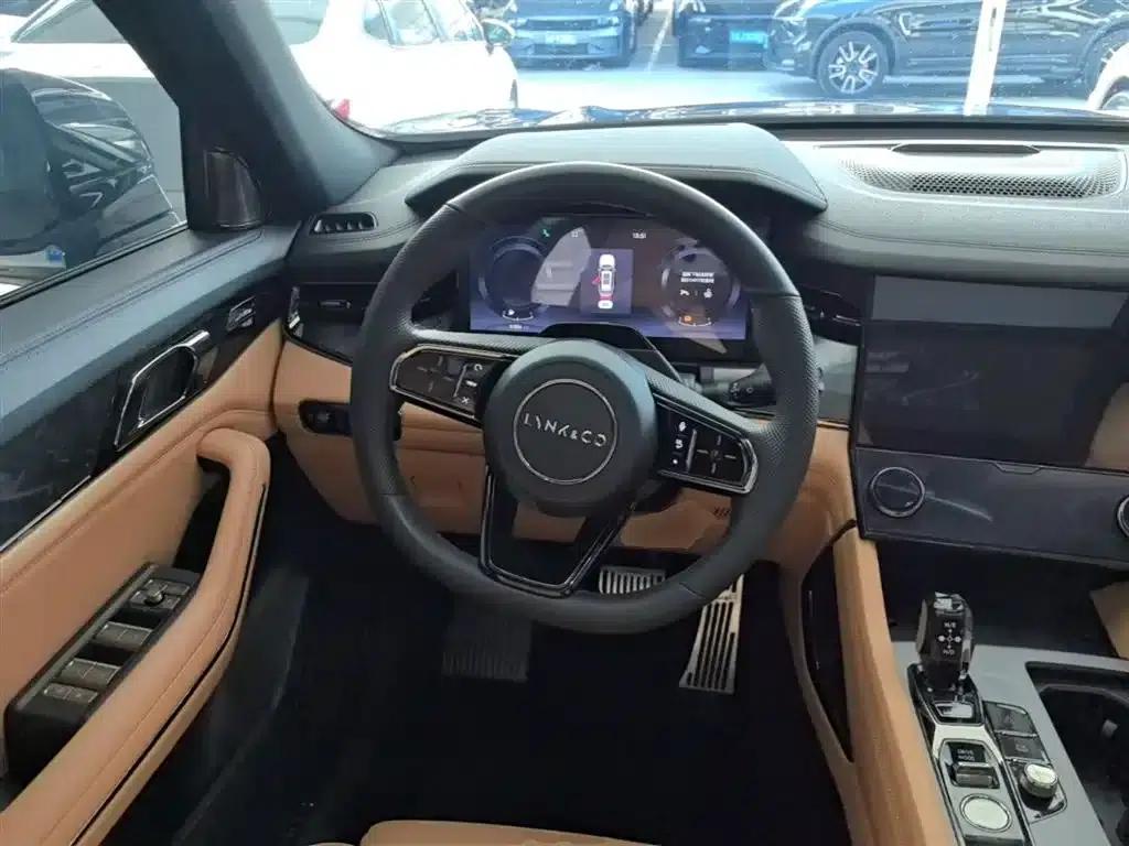 Lynk & Co 09 EM-P 2021 2.0T PHEV Halo 7-seater — миниатюра 11
