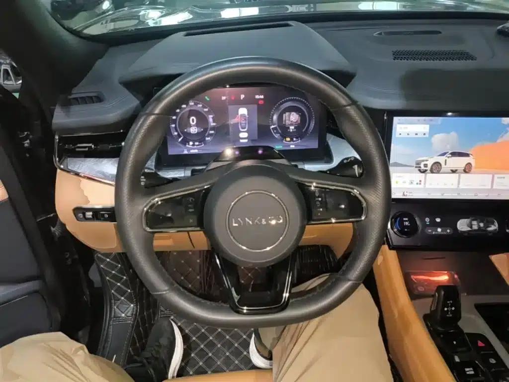 Lynk & Co 09 EM-P 2021 2.0T PHEV Halo 6-seater — миниатюра 11