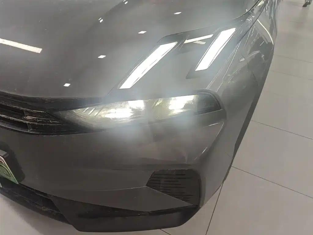 Lynk & Co 06 EM-P 2023 Model, EM-P 126km Long Range Halo — миниатюра 24