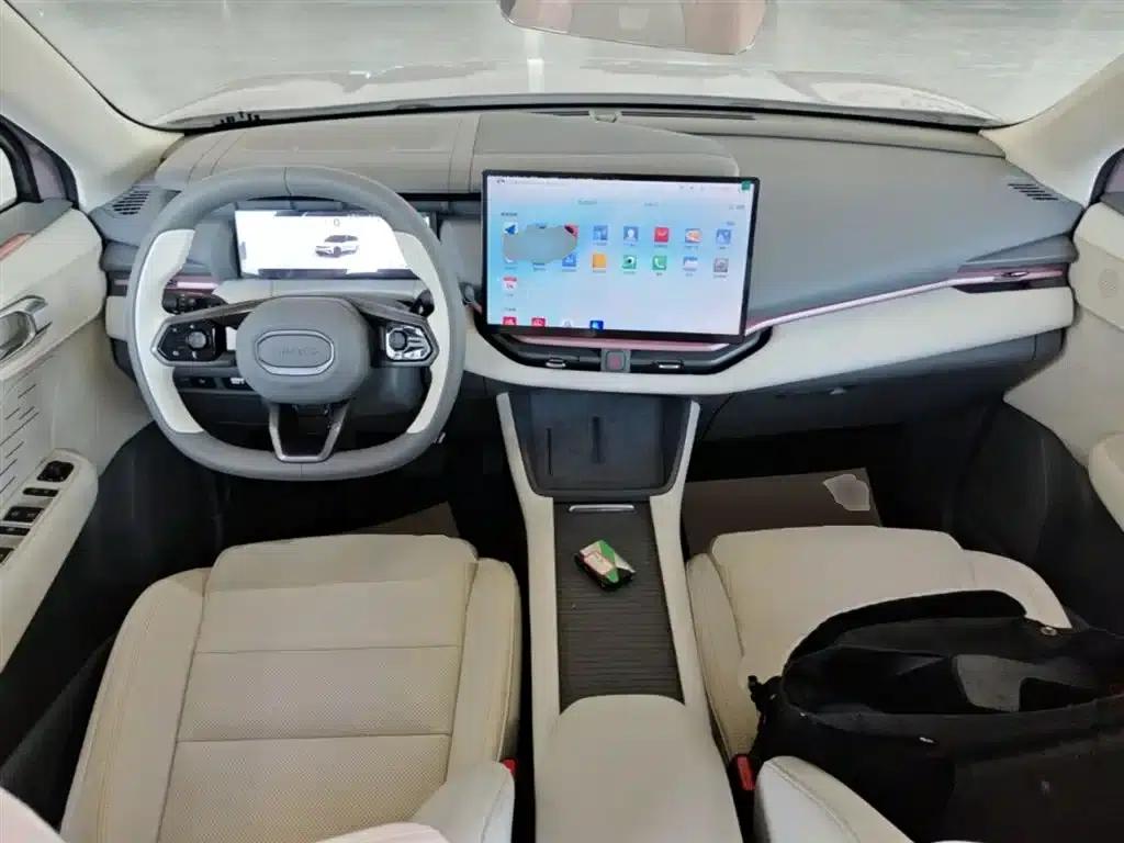 Lynk & Co 06 EM-P 2023 Model, EM-P 126km Long Range Halo — миниатюра 10