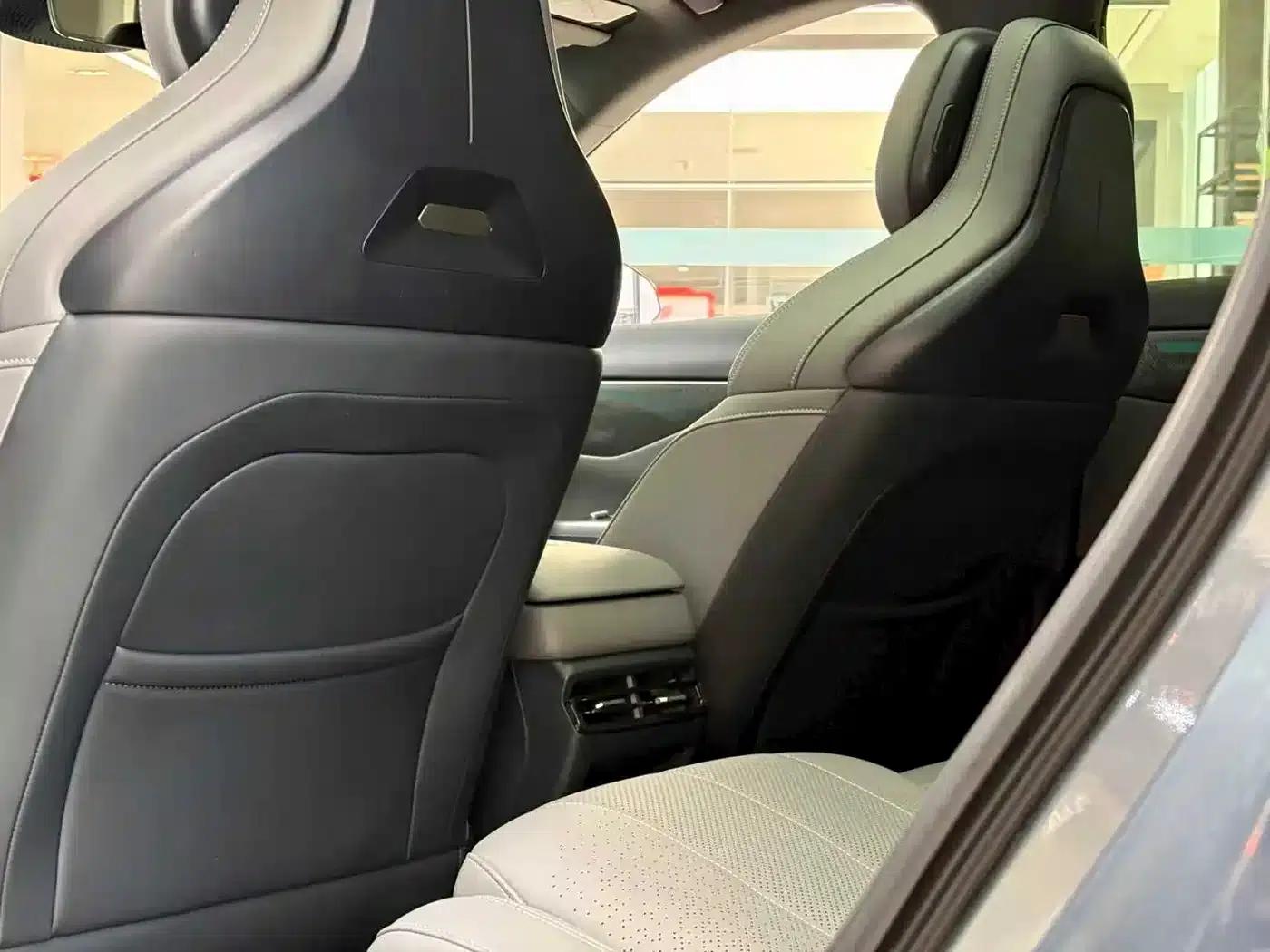 Lynk & Co 07 EM-P 2024 Model EM-P 126L Long Range Intelligent Driving Ultra — миниатюра 7
