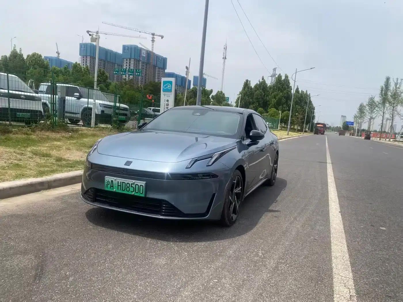 Lynk & Co 07 EM-P 2024 Model EM-P 126L Long Range Ultra — миниатюра 1