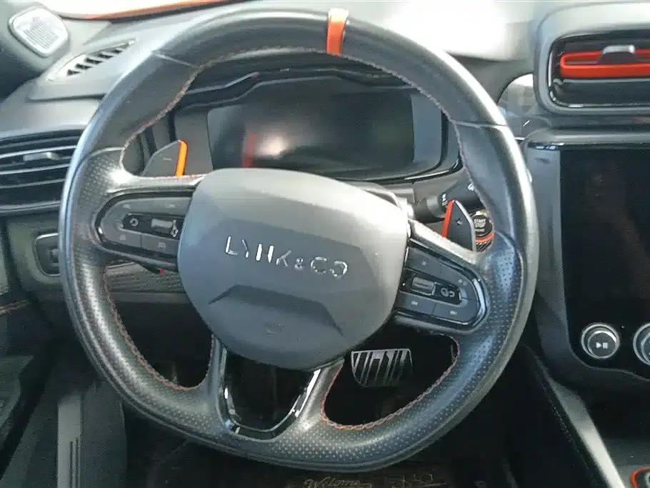 Lynk & Co 02 Hatchback 2021 2.0TD Halo — миниатюра 15