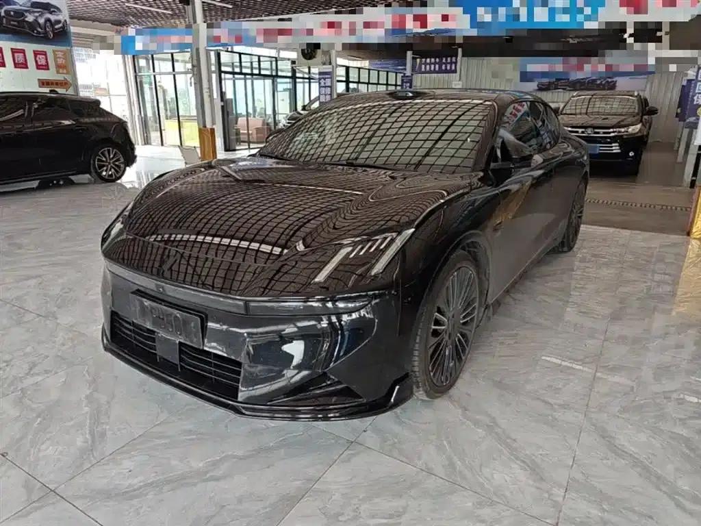 Lynk & Co 10 2025 240 AWD Ultra — миниатюра 1