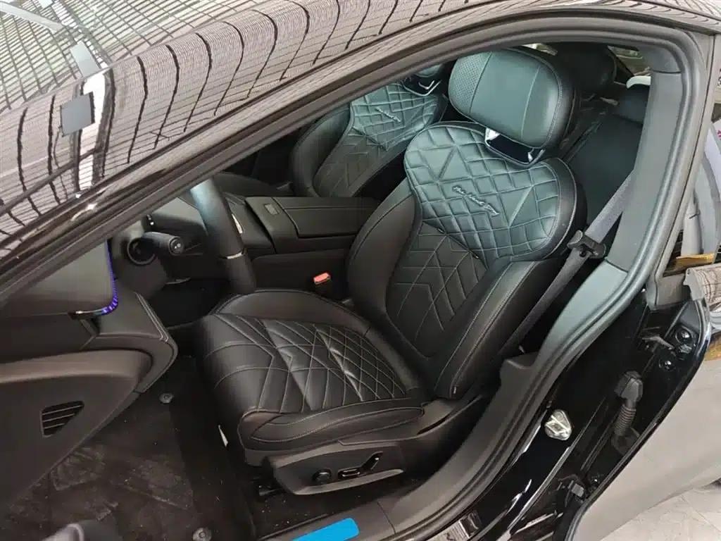 Lynk & Co 10 2025 240 AWD Ultra — миниатюра 15
