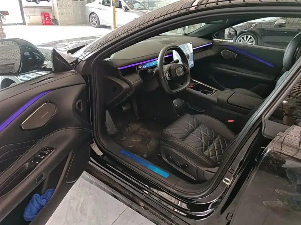 Lynk & Co 10 2025 240 AWD Ultra — миниатюра 16