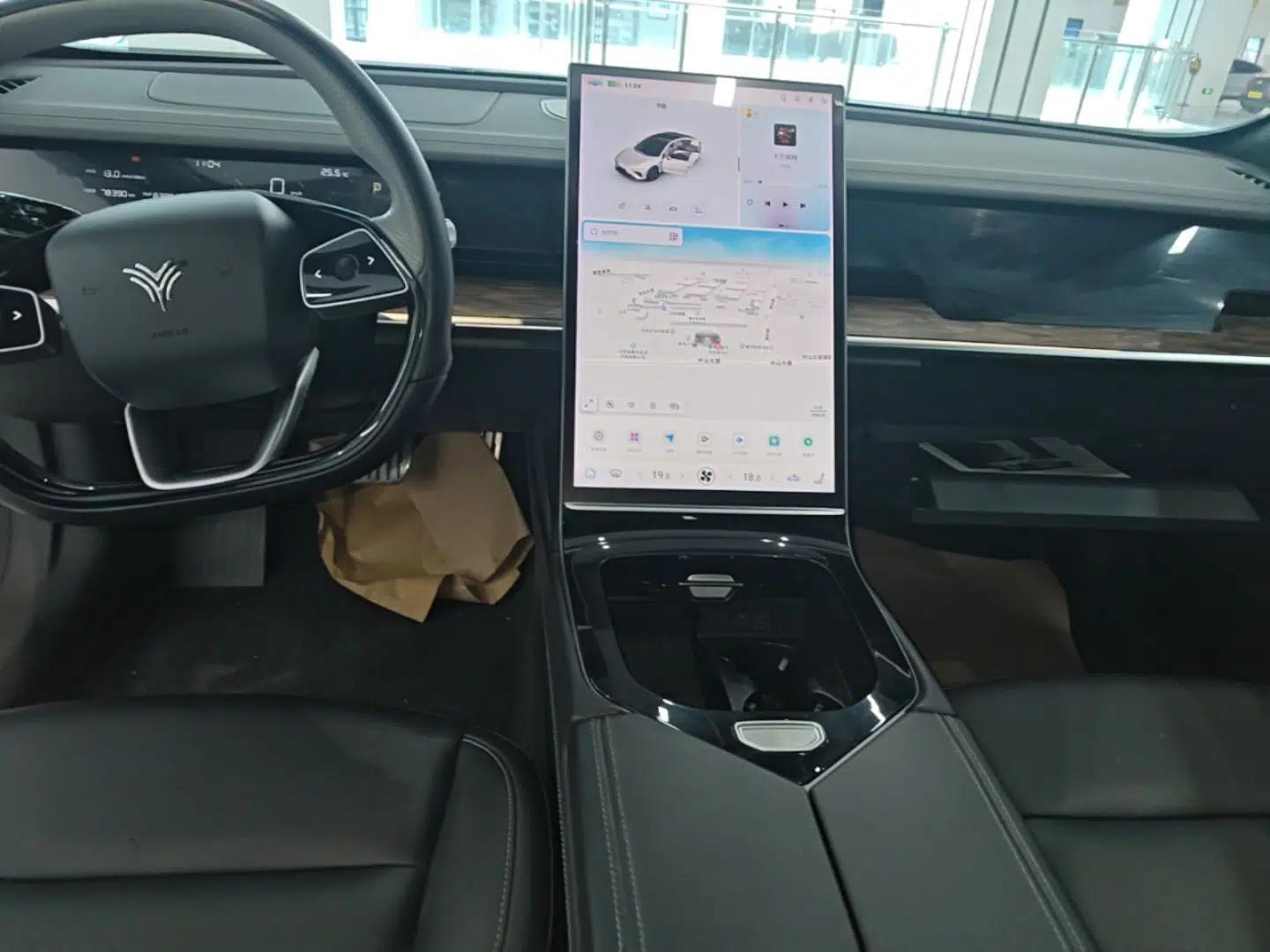 NETA S 2023 Pure Electric 520km Rear-Drive Lite Version — миниатюра 16