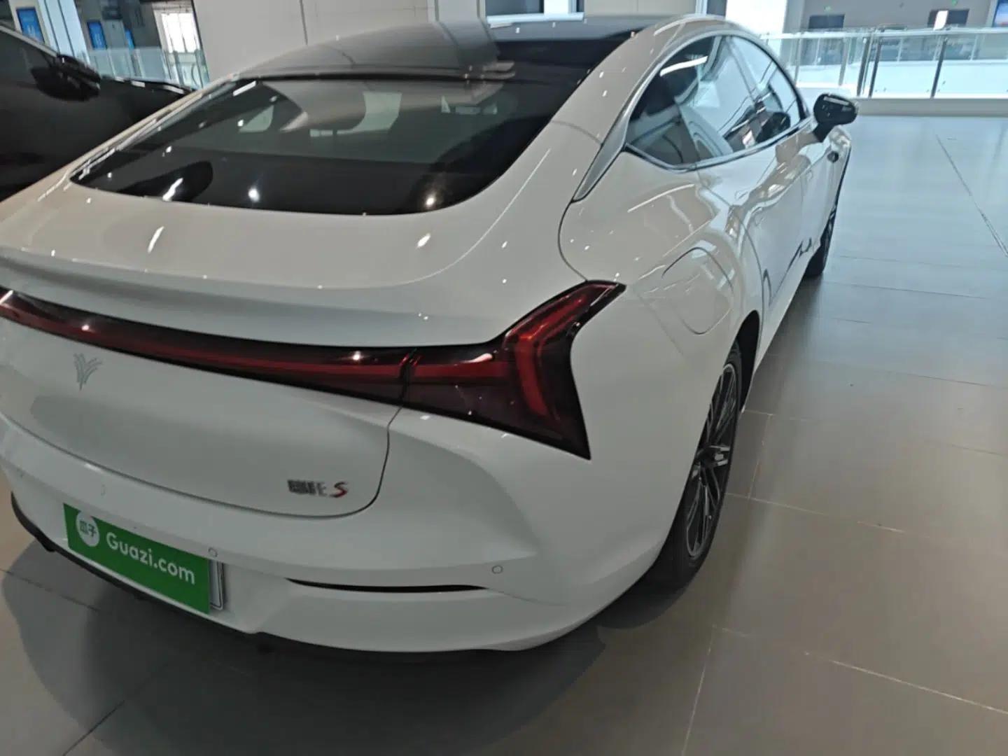 NETA S 2023 Pure Electric 520km Rear-Drive Lite Version — миниатюра 7