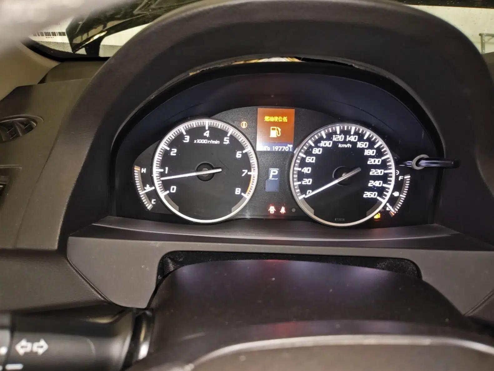 Acura RDX 2013 3.0L Two-Wheel Drive Elite Edition — миниатюра 15