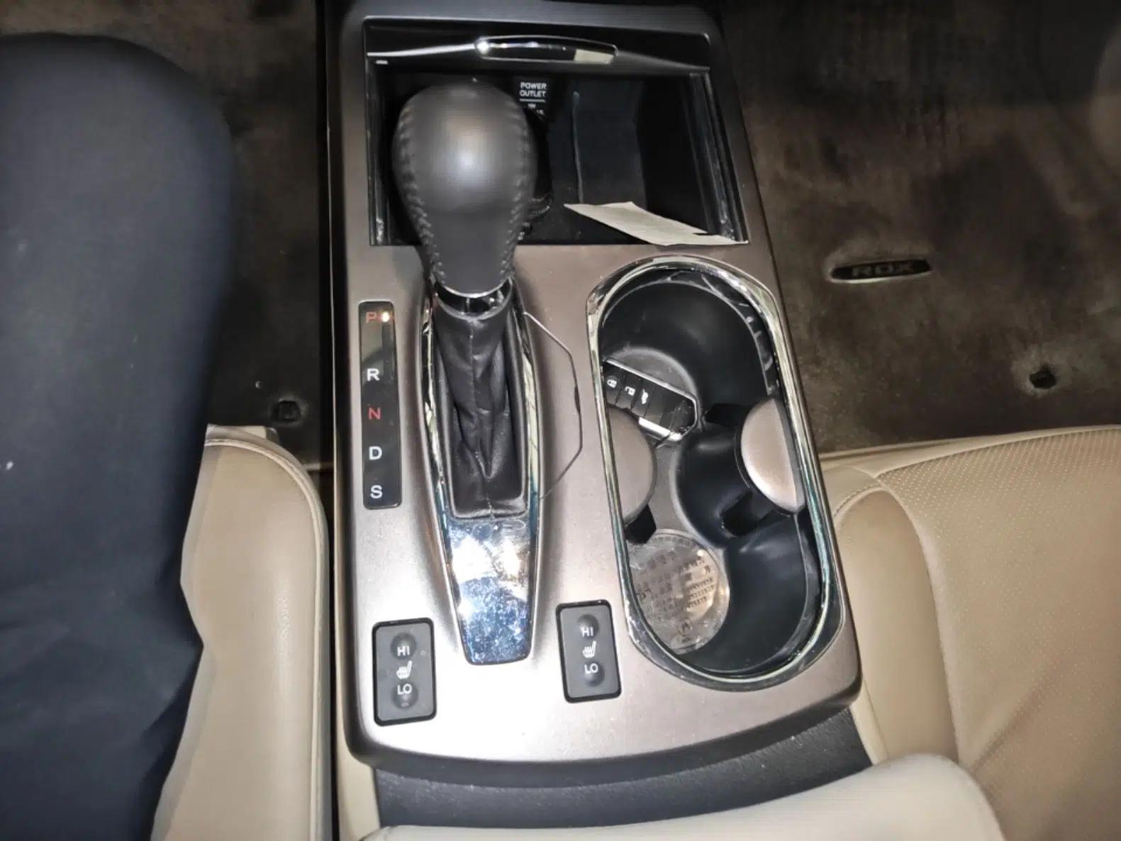 Acura RDX 2013 3.0L Two-Wheel Drive Elite Edition — миниатюра 17