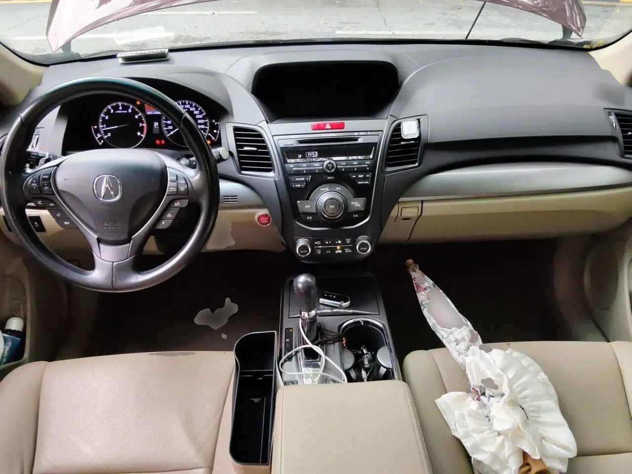Acura RDX 2013 3.0L Two-Wheel Drive Elite Edition — миниатюра 10