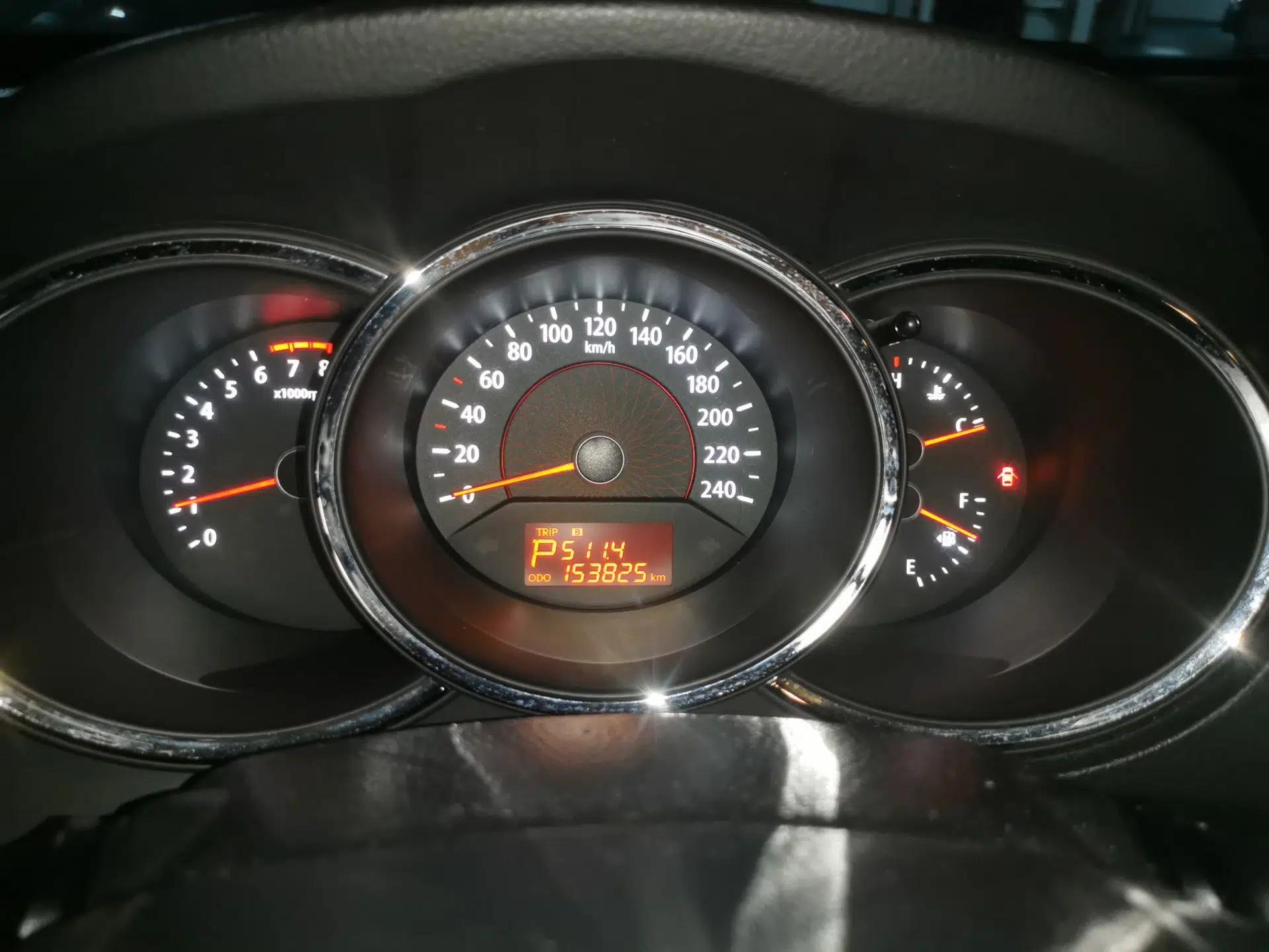 Kia Sorento 2012 2.4L Gasoline Comfort Edition — миниатюра 12