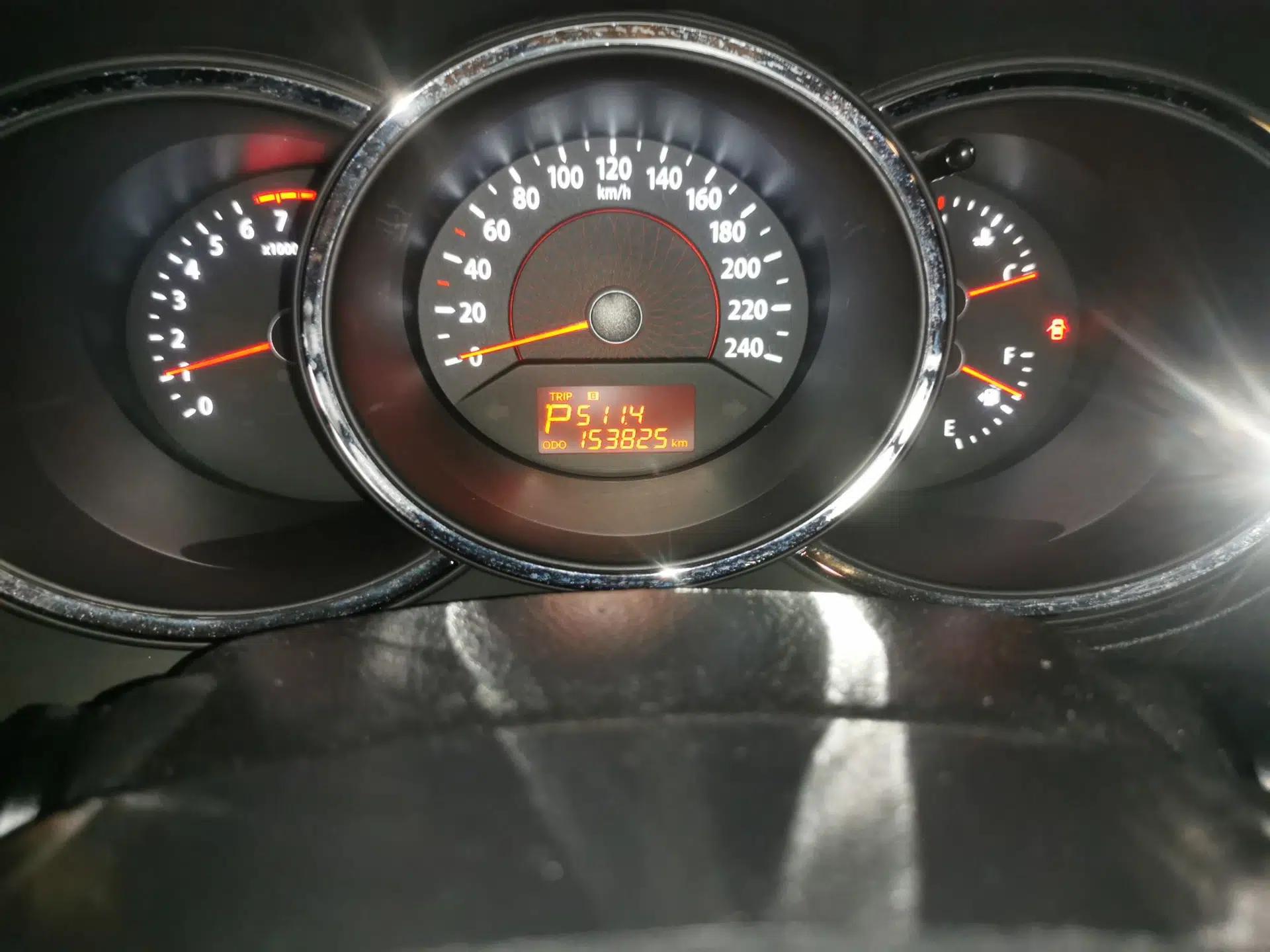 Kia Sorento 2012 2.4L Gasoline Comfort Edition — миниатюра 13