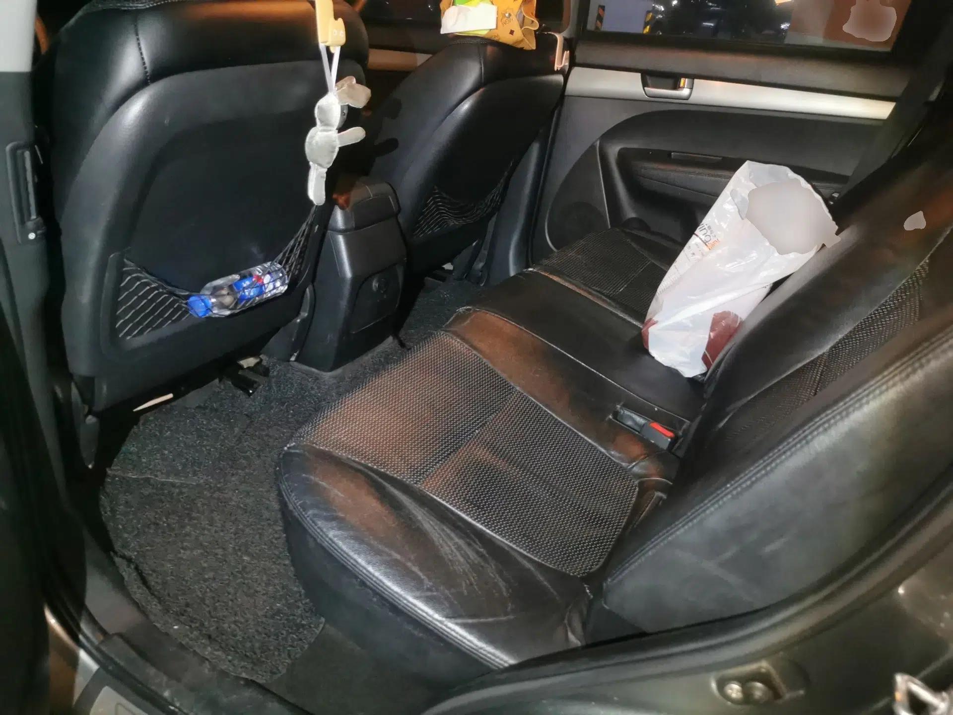Kia Sorento 2012 2.4L Gasoline Comfort Edition — миниатюра 18