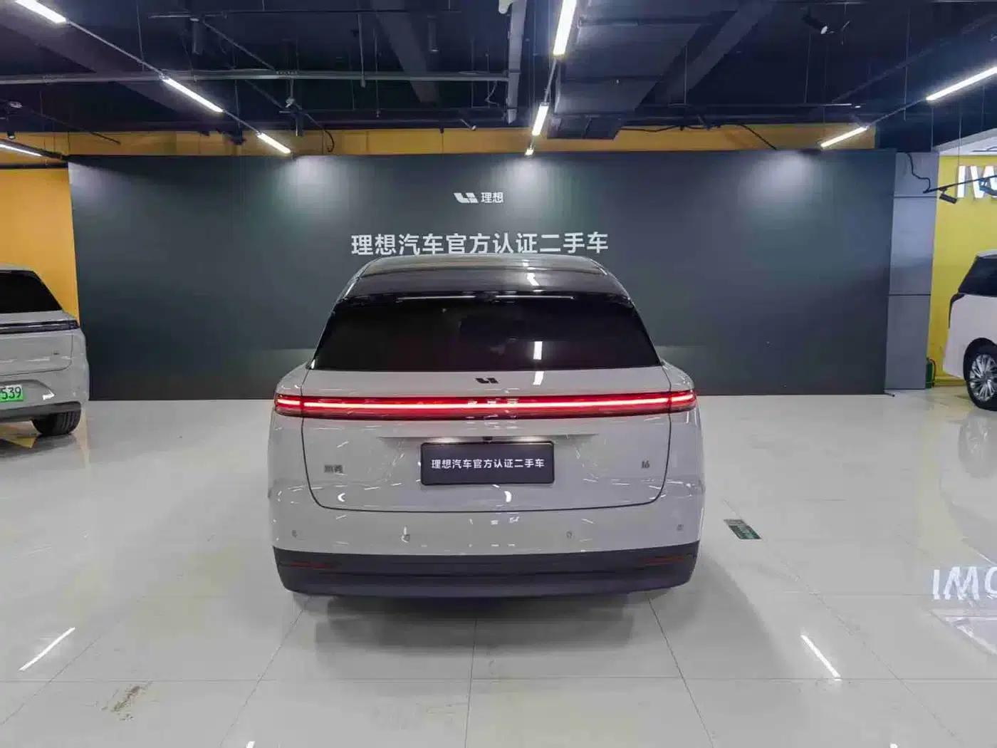 Li Auto i6 2025 Two-Wheel Drive Standard Edition — миниатюра 3
