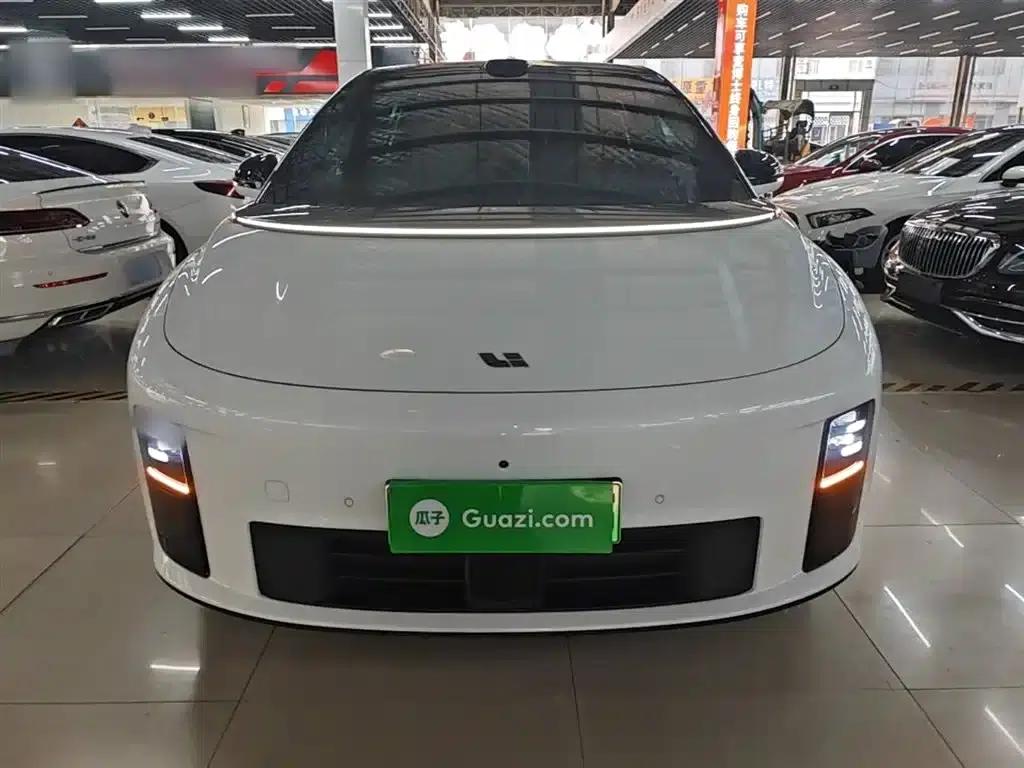 Li Auto i6 2025 AWD Standard Edition — миниатюра 3