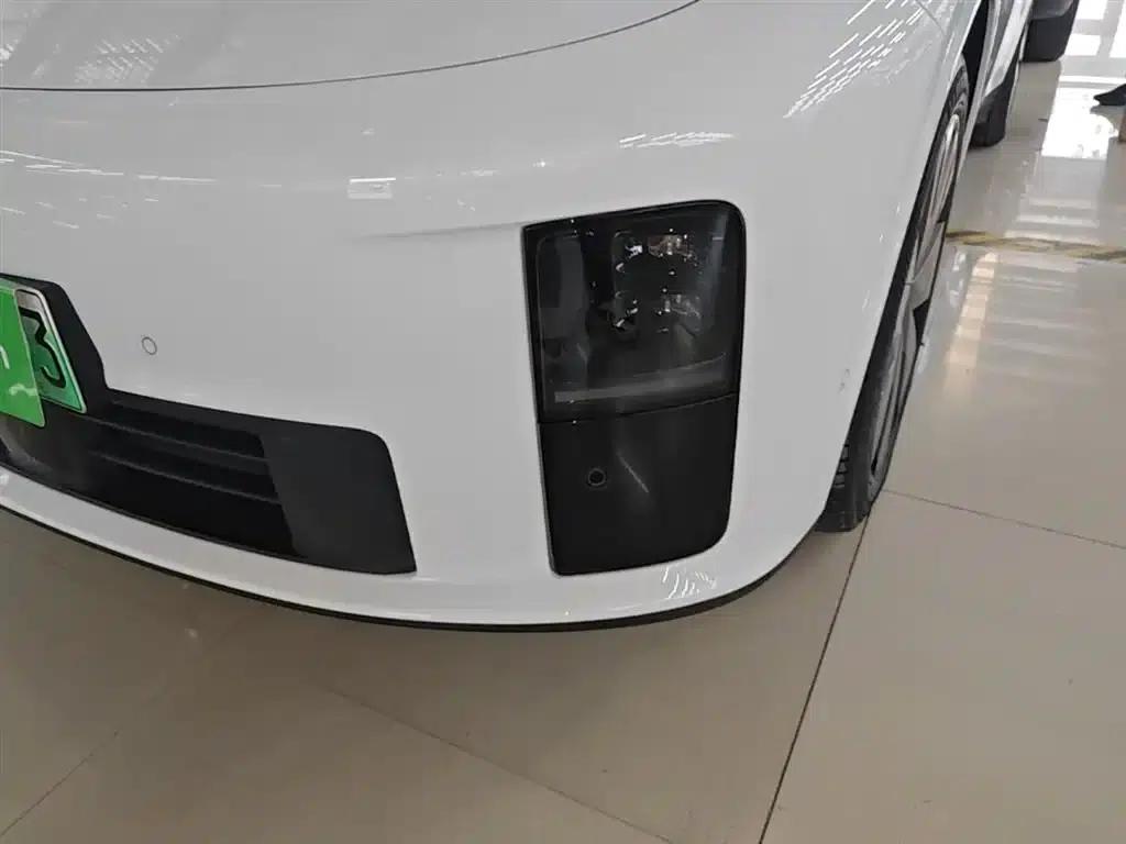 Li Auto i6 2025 AWD Standard Edition — миниатюра 24