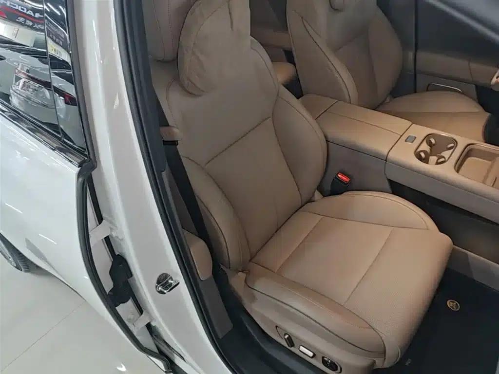 Li Auto i6 2025 AWD Standard Edition — миниатюра 25