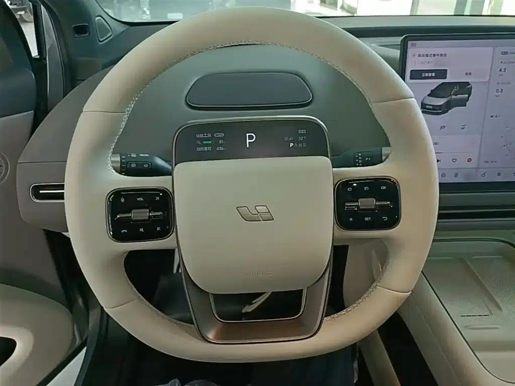 Li Auto i6 2025 AWD Standard Edition — миниатюра 11