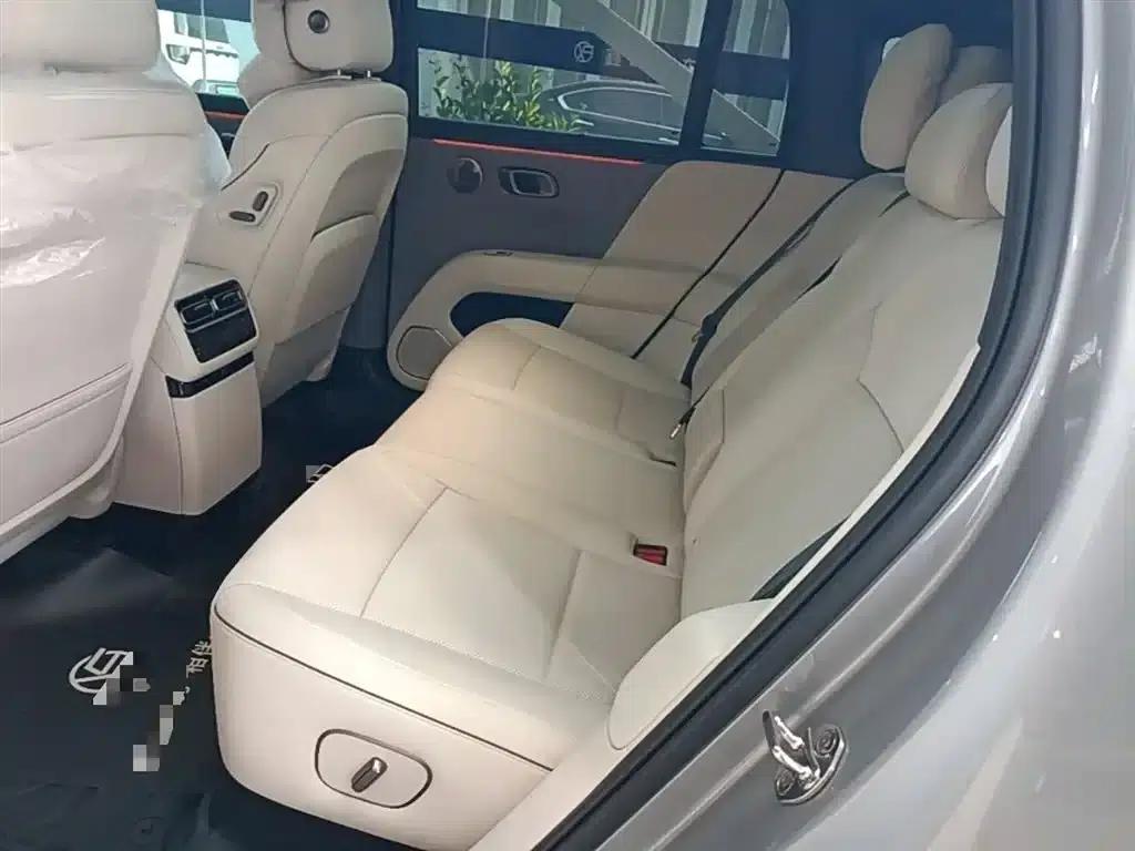 Li Auto i6 2025 AWD Standard Edition — миниатюра 17