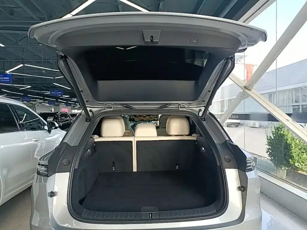Li Auto i6 2025 AWD Standard Edition — миниатюра 19