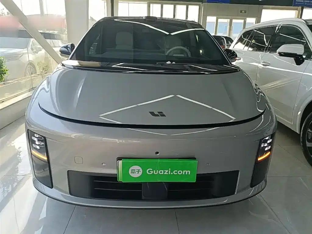 Li Auto i6 2025 AWD Standard Edition — миниатюра 3