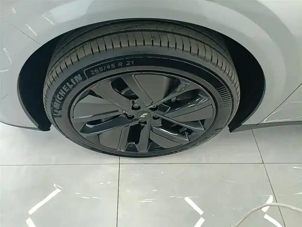 Li Auto i6 2025 AWD Standard Edition — миниатюра 23