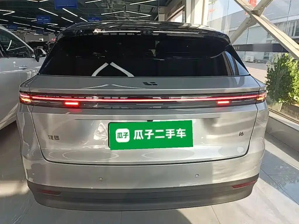 Li Auto i6 2025 AWD Standard Edition — миниатюра 6